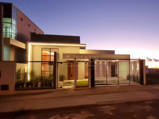 #1314 - Casa para Venda em Chapecó - SC - 2