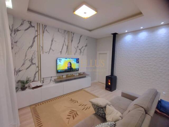 #1325 - Casa para Venda em Chapecó - SC - 2