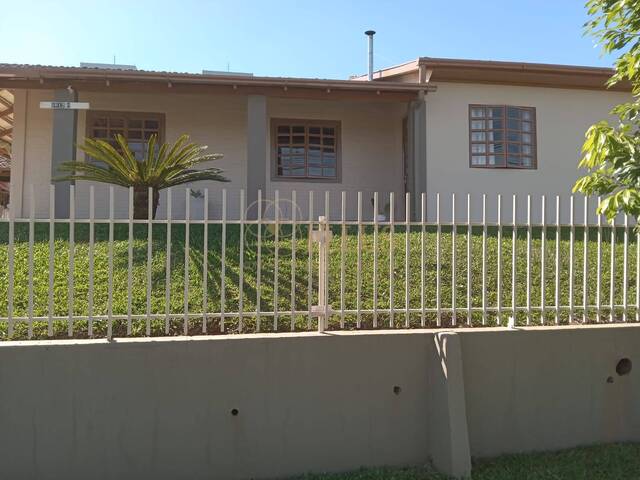 #1398 - Casa para Venda em Chapecó - SC - 2