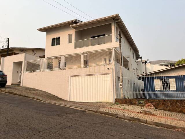 #1552 - Casa para Venda em Chapecó - SC - 1