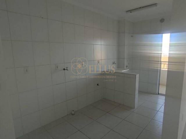 #1620 - Apartamento para Venda em Chapecó - SC - 3