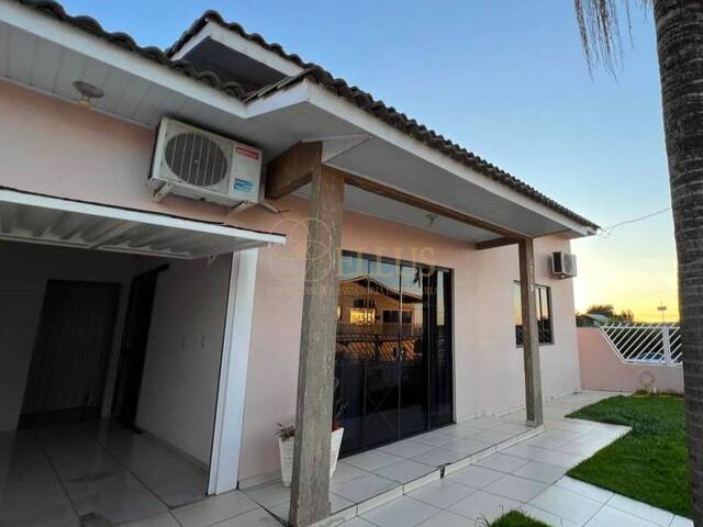 #1694 - Casa para Venda em Chapecó - SC - 2