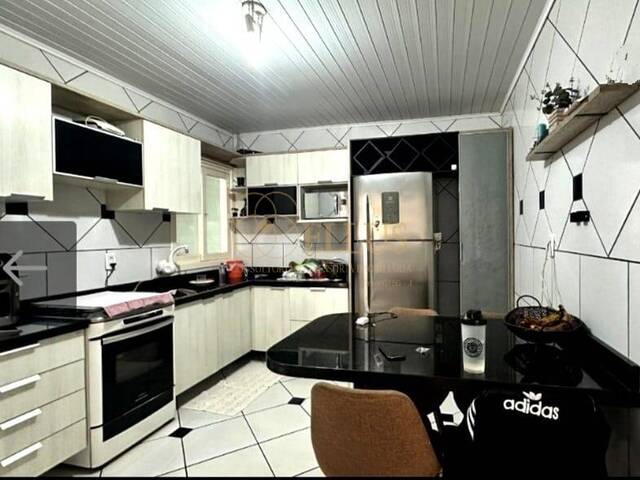 #1712 - Casa para Venda em Chapecó - SC - 2