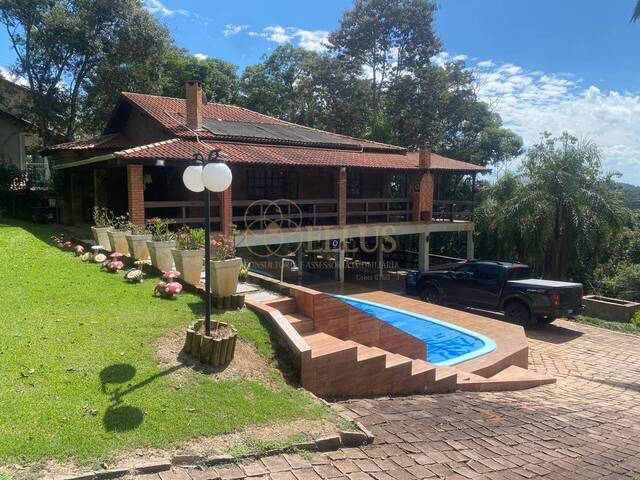 #1733 - Casa para Venda em Chapecó - SC - 2