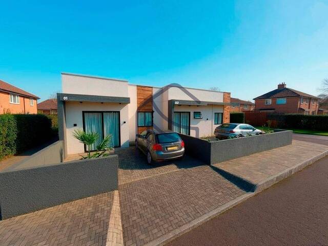 #2014 - Casa geminada para Venda em Chapecó - SC