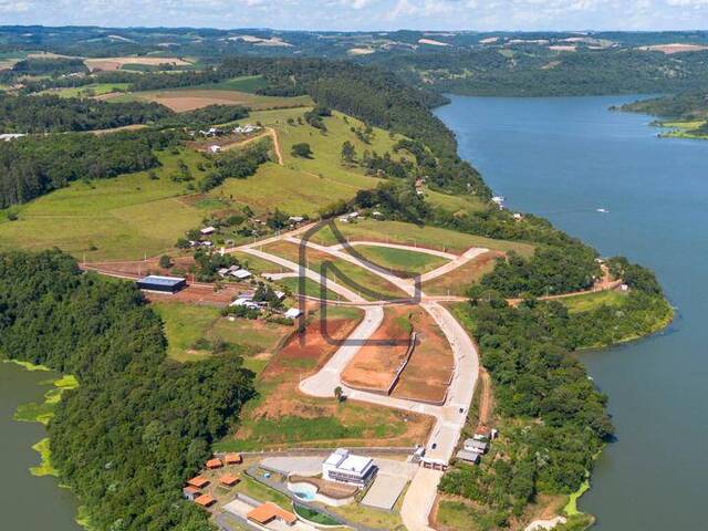 Venda em Beira Lago - Caxambu do Sul