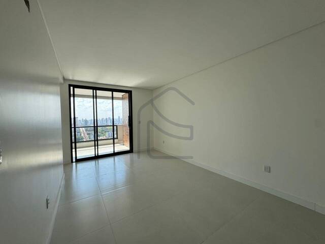#2349 - Apartamento para Venda em Chapecó - SC